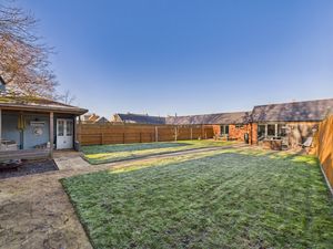 Rear Graden- click for photo gallery